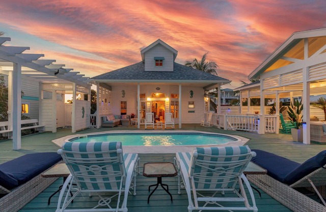 Abaco Surfside - Elegant Water View Home With Private Pool