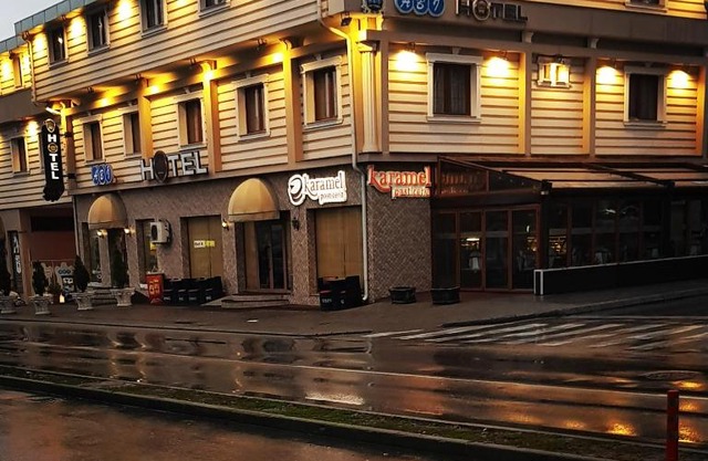 Abi Hotel