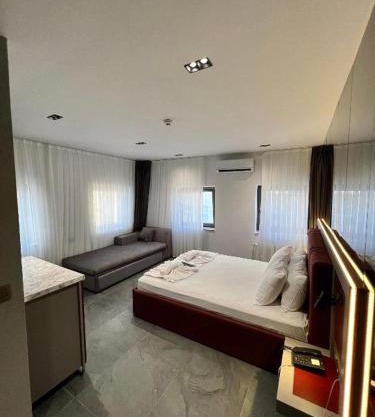 Abone Suites
