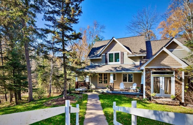 Above & Beyond Homes - Crosslake