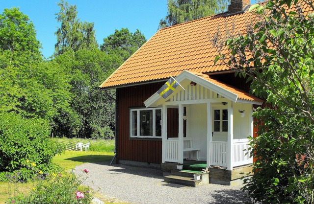 Absolute single-use! Also ideal for families. In the middle of the woods. Only 1.5 km to the SEE