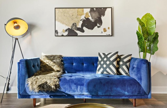 Absolutely Beautiful and Artsy 2BR Apartment in Oakbrook OAK18