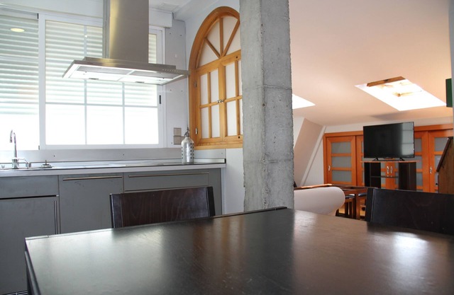 ABUHARDILLADO APARTMENT in MADRID RIO/MATADERO. WIFI