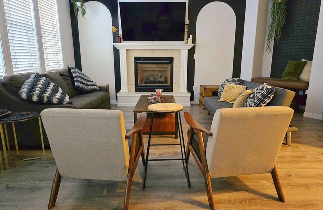 AC & GAME ROOM! Pondy Hills Flagstaff Getaway
