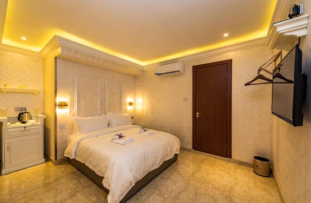 AC Residence - Behind Cititel Hotel