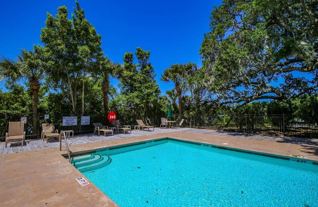 Access to 2 Community Pools! Stunning Home w/Two Master Suites. Seabrook Amenity Cards Available!