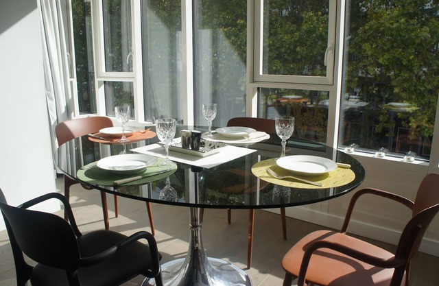 Accessible Latin Quarter flat - contemporary luxury a block from the Seine
