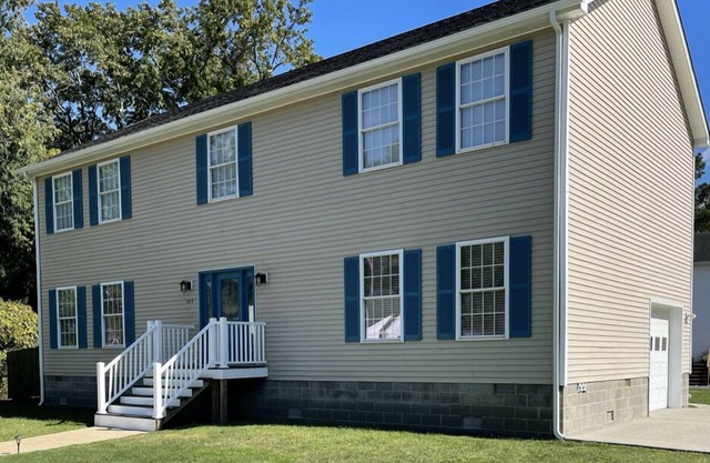 Accomac Apple - Spacious , close to town LINENS AND TOWELS PROVIDED , Patio