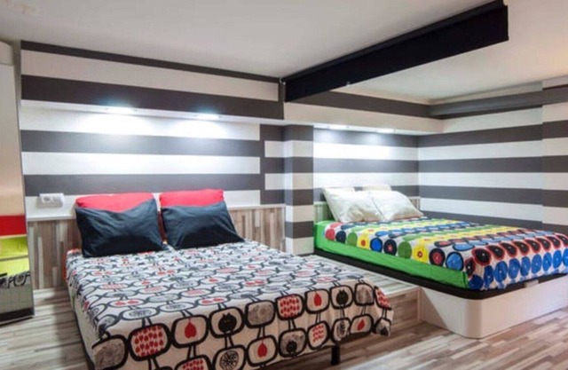 Accommodation Groups City center + Loft type + 5 bathrooms + WiFi