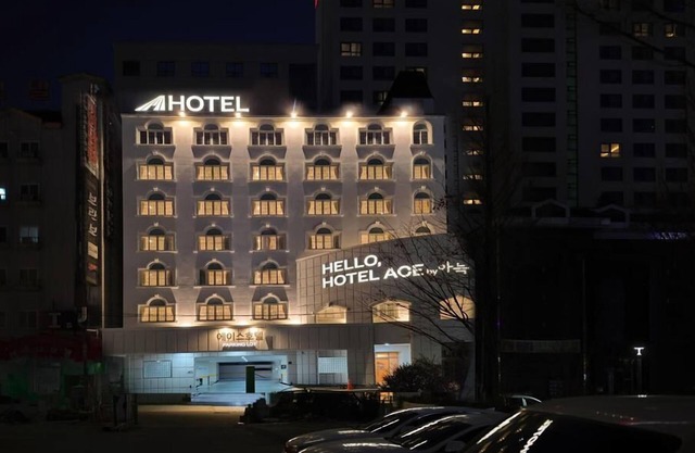 Ace Hotel by Cozy Daejeon Yuseong Branch