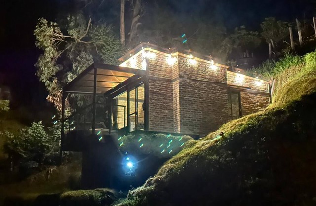 Acogedora Cabaña Romántica con Hermosa Vista, Entre El Peñol y Guatapé