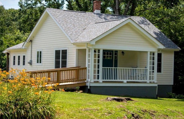 Acorn Cottage Village of Bacova in Bath County, VA