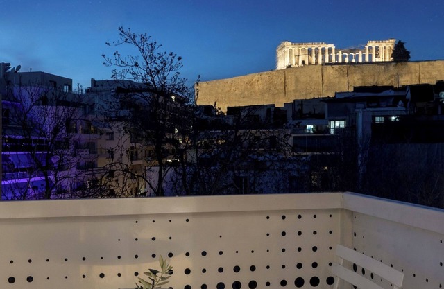 Acropolis Suite II, Urban Stripes Athens