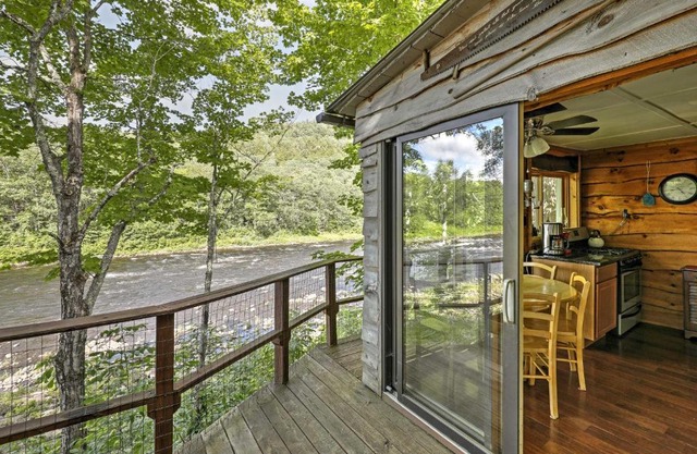 Adirondack Mountains Cottage Near Gore Mountain!