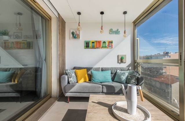 Admire Panoramic Ocean Views Thru Walls of Windows