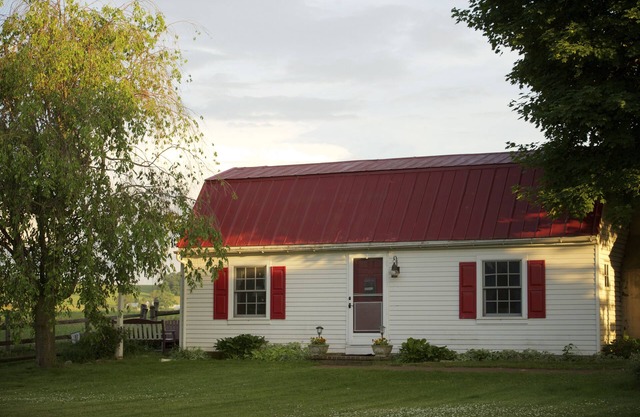 Adorable Carriage House Surrounded by Amish Farms on the Grounds of Historic B&B