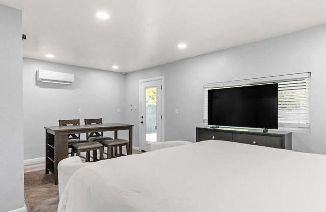 Adorable Casita in Tempe Arizona