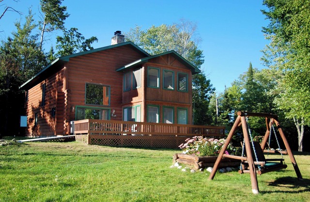 Aerie - Vermilion Dam Lodge