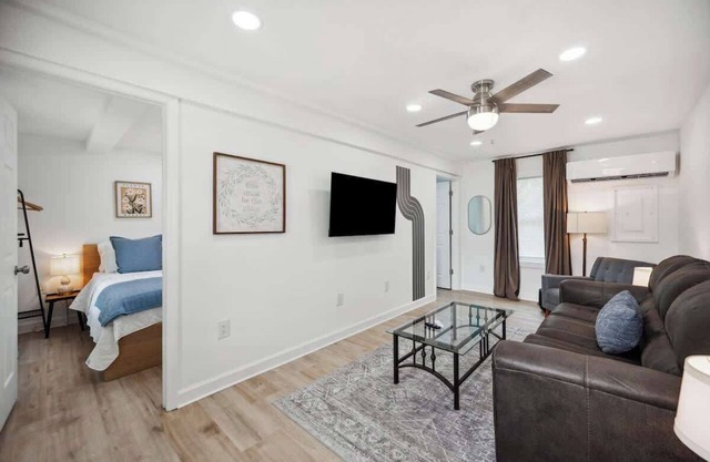 Affordable 2BR/1BA up to 6 ppl