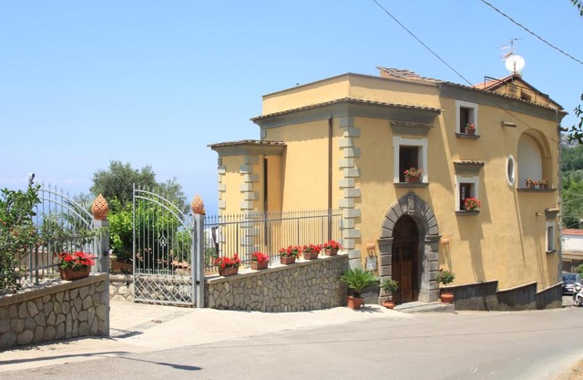 Agriturismo Antico Casale Colli Di San Pietro