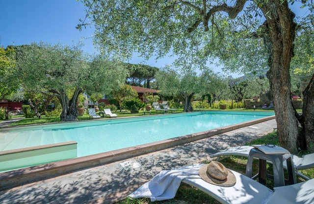 Agriturismo 'Le Palme' with Mountain View, Pool, Terrace & Garden