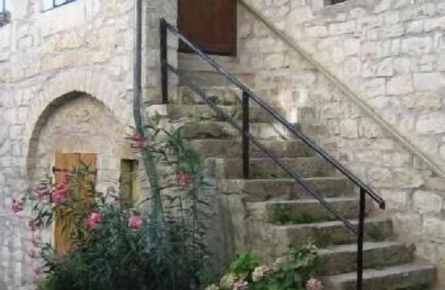 Air-conditioned stone house with swimming pool - Ardèche méridionale