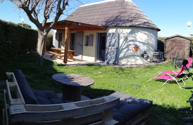 Air-conditioned fisherman's farmhouse with private wifi