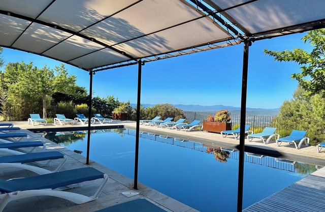 Air-conditioned villa 7 bedrooms with shower and wc heated pool panoramic view