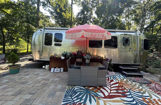 Airstream in Wine Country Hot Tub Extra Cost