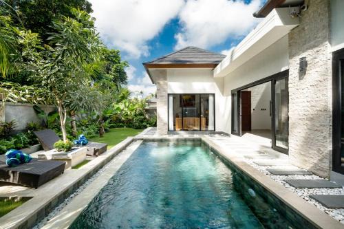 Aksara Bali Private Villa - 2BR With Private Pool Jungle View Peaceful in Ubud