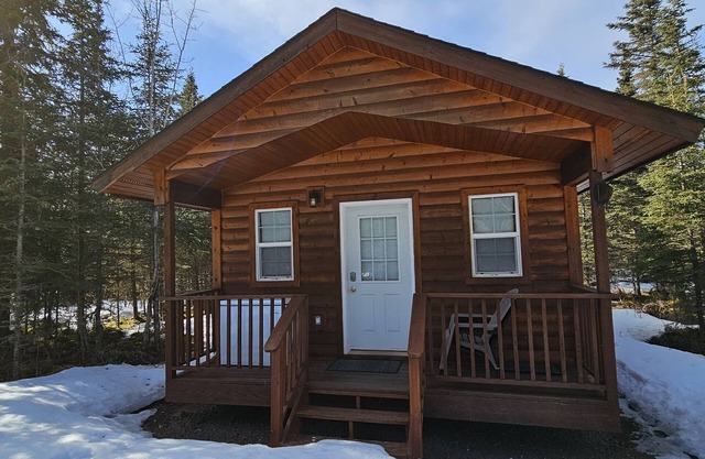 Alaska Summers Lodge Cabin No. 2