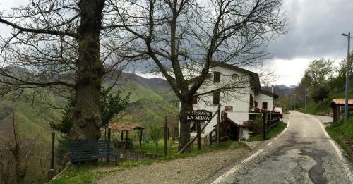 Albergo Ristorante La Selva