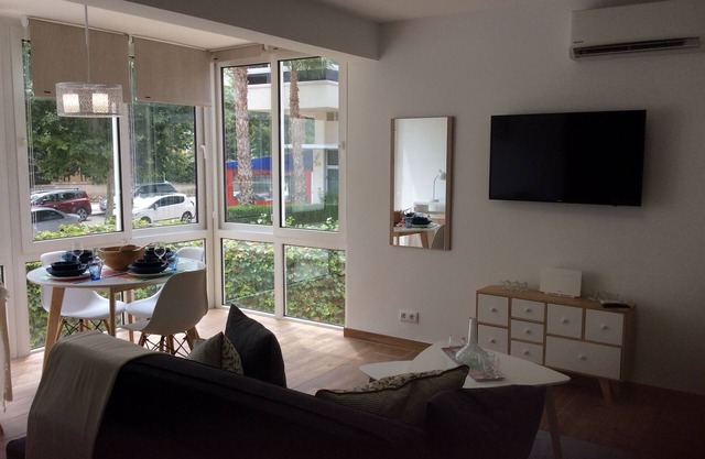 Albir Esmeralda Central Apartment -150 m from the Beach