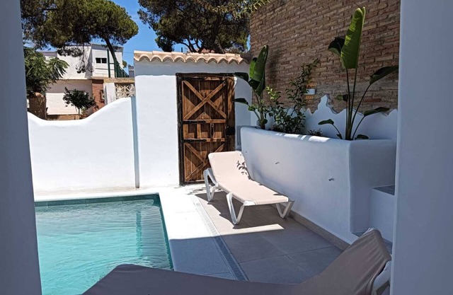 Alhamar House with private pool