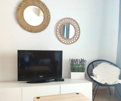 Almijara 7 Apartamento con vistas, piscina y tenis