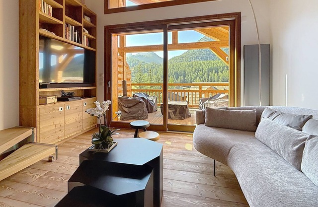 Alpina Vista, duplex 6p design facing slopes, terrace, solarium, garages
