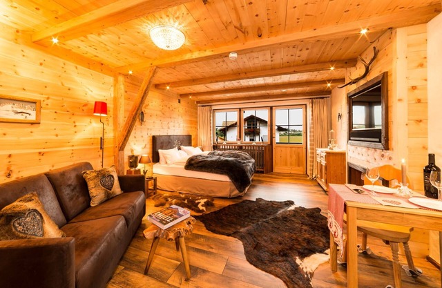 Alpine Chalet "Alpenglow"