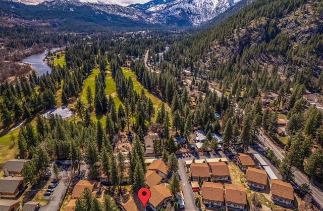 Alpine Oasis in Leavenworth - Family Fun!