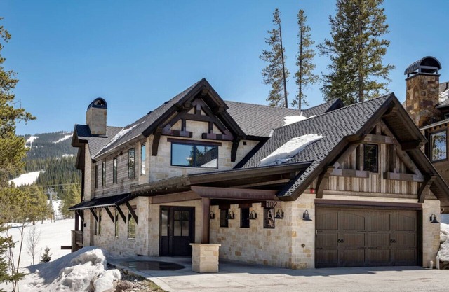 Altitude Adjustment | Luxury at Copper | 7BR Sleeps 26 | Hot Tub & Theater
