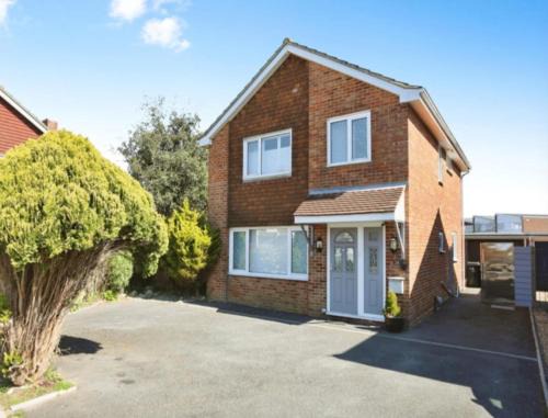 Alverstoke Seaside cottage