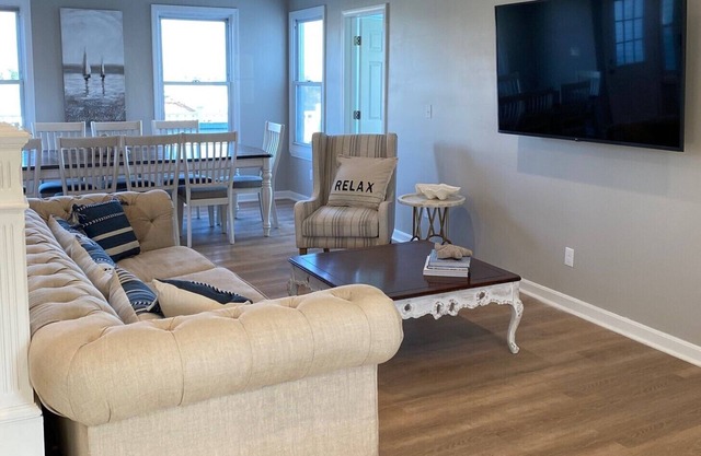 Amazing 10 Bedroom Compound on the Water with 6 Bedroom Home & 4 Studio Cottages