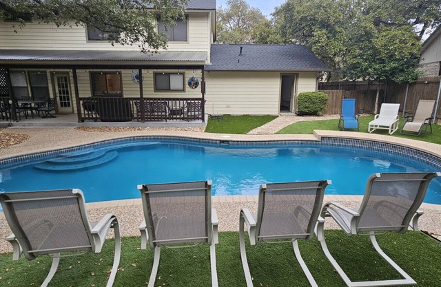 Amazing Austin Getaway with Heated Pool in Great Area
