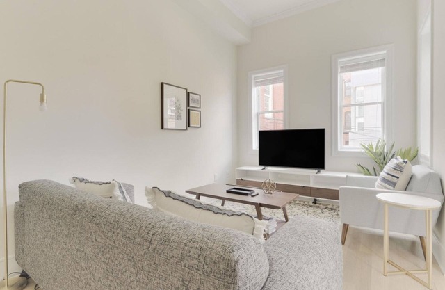 Amazing Dupont Circle 2BR w/W/D, nr Metro & Nightlife, by Blueground