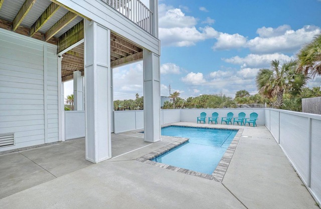 AMAZING HOLIDAY DEALS! Luxury Gulf View Home with Private Pool!