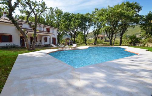 Amazing Home In Castellabate With Wifi