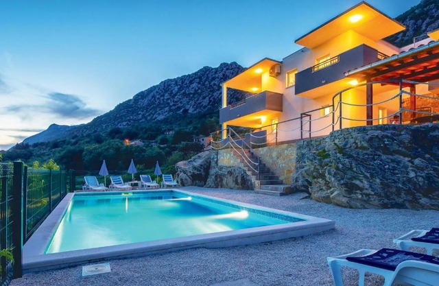 Amazing Home In Omis With 3 Bedrooms, Wifi And Outdoor Swimming Pool