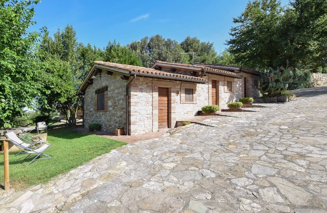 Amazing home in Todi with sauna