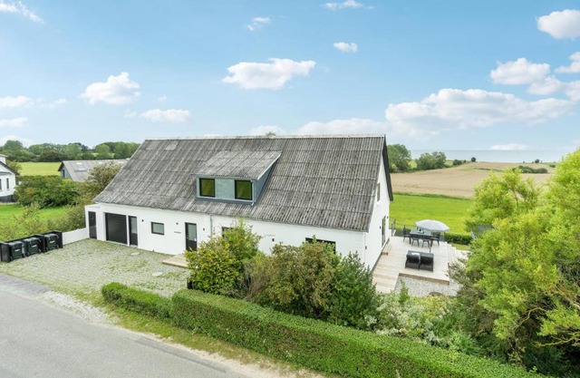 Amazing Home In Tranekær With Wifi