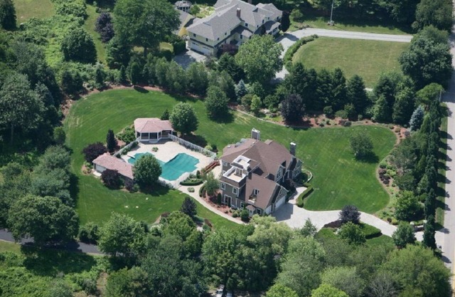 Amazing Stonington Estate With Huge Heated Saltwater Pool