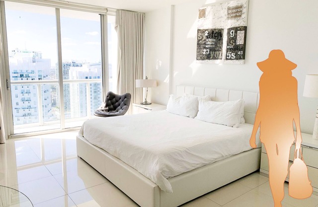 Amazing Studio + 5-Star Amenities @ Prime Location!